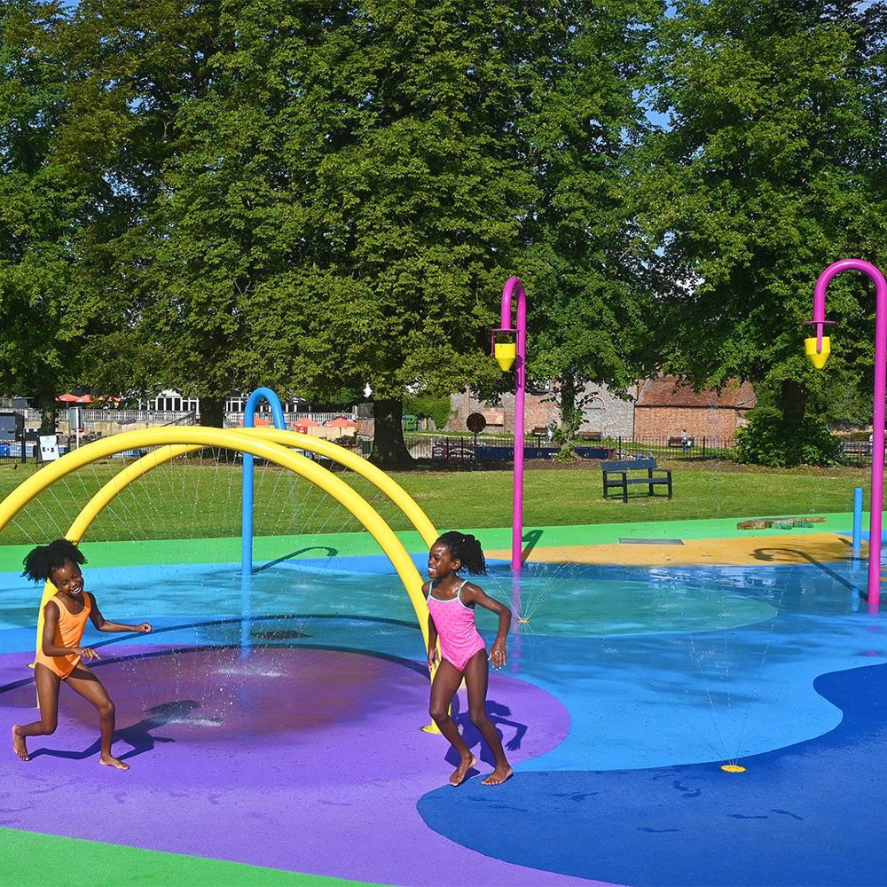 Riverside Splash Pad - Wallingford